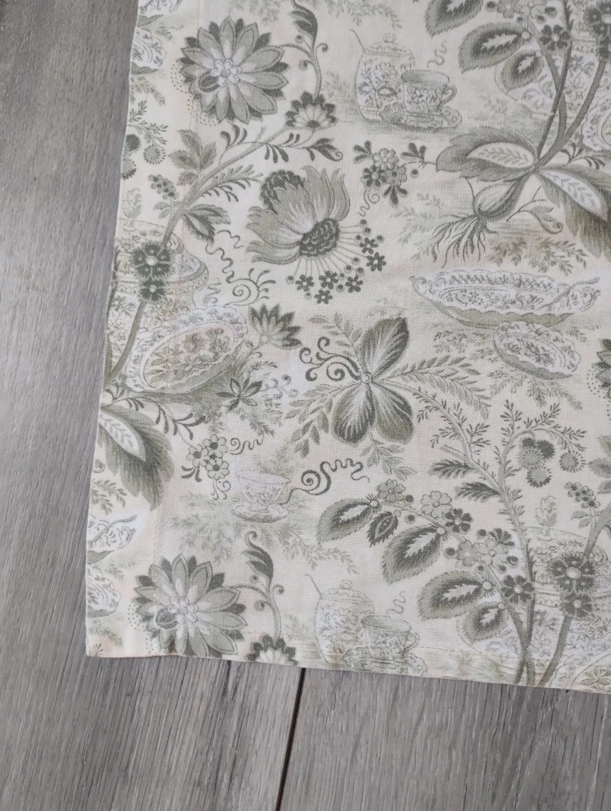 Groene pastelkleurige tafelkleed of doek Urge Paris, 162*122 162*122 – photo 5